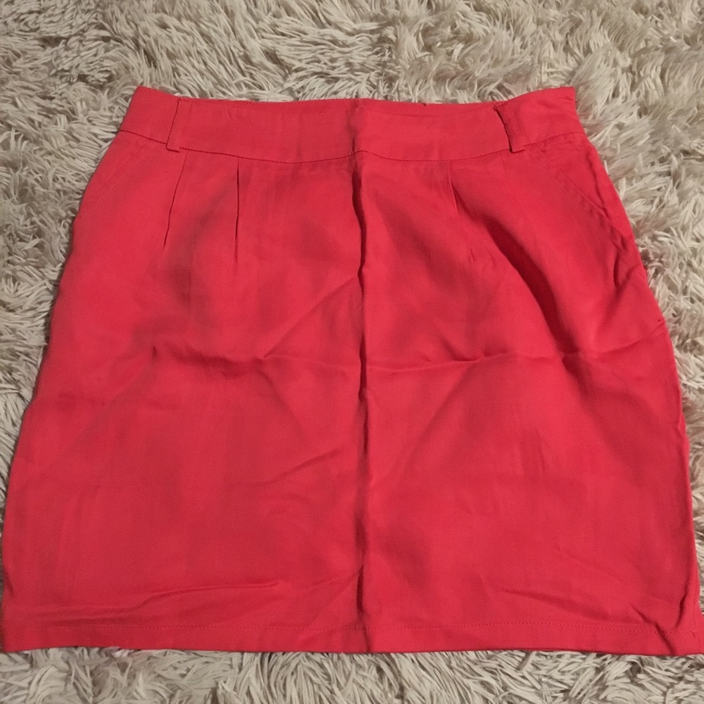 Coral knee high skirt